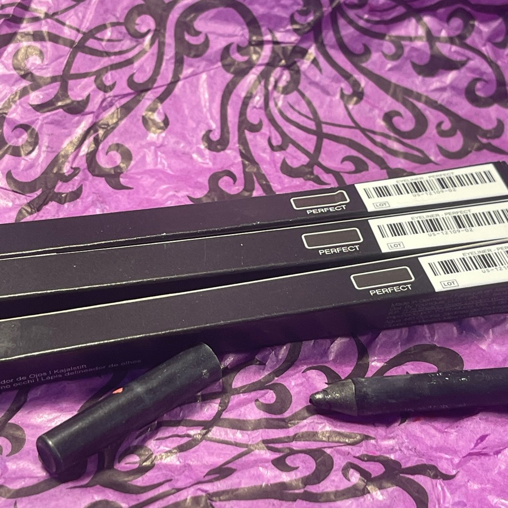 Younique’s pencil eyeliner - perfect (deep black) quantity of three